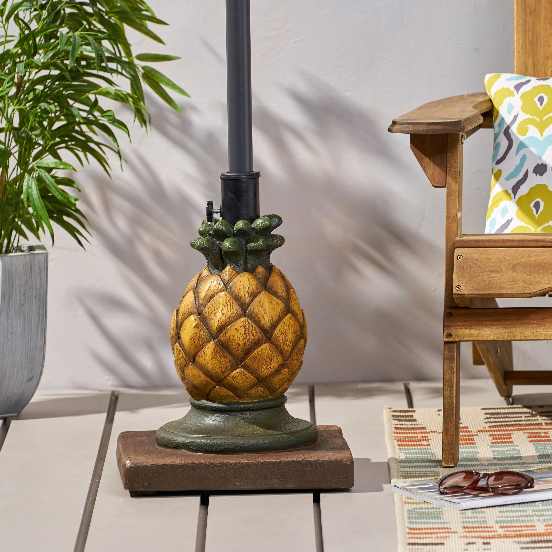 PINEAPPLE UMBRELLA BASE--1