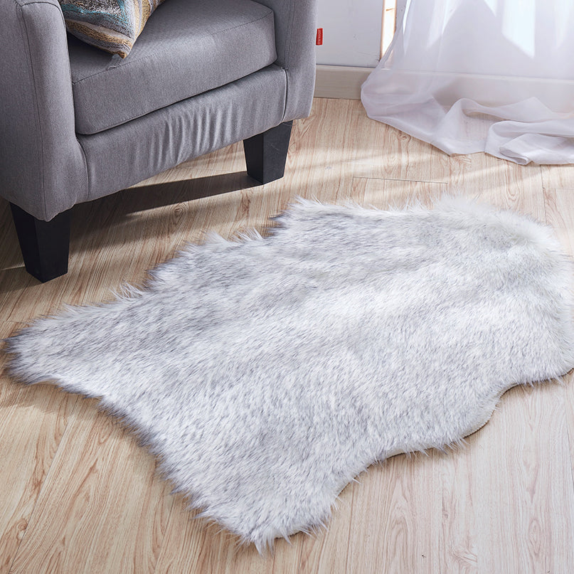 "Luxury Decorative" Hand Tufted Faux Fur Sheepskin Area Rug--1