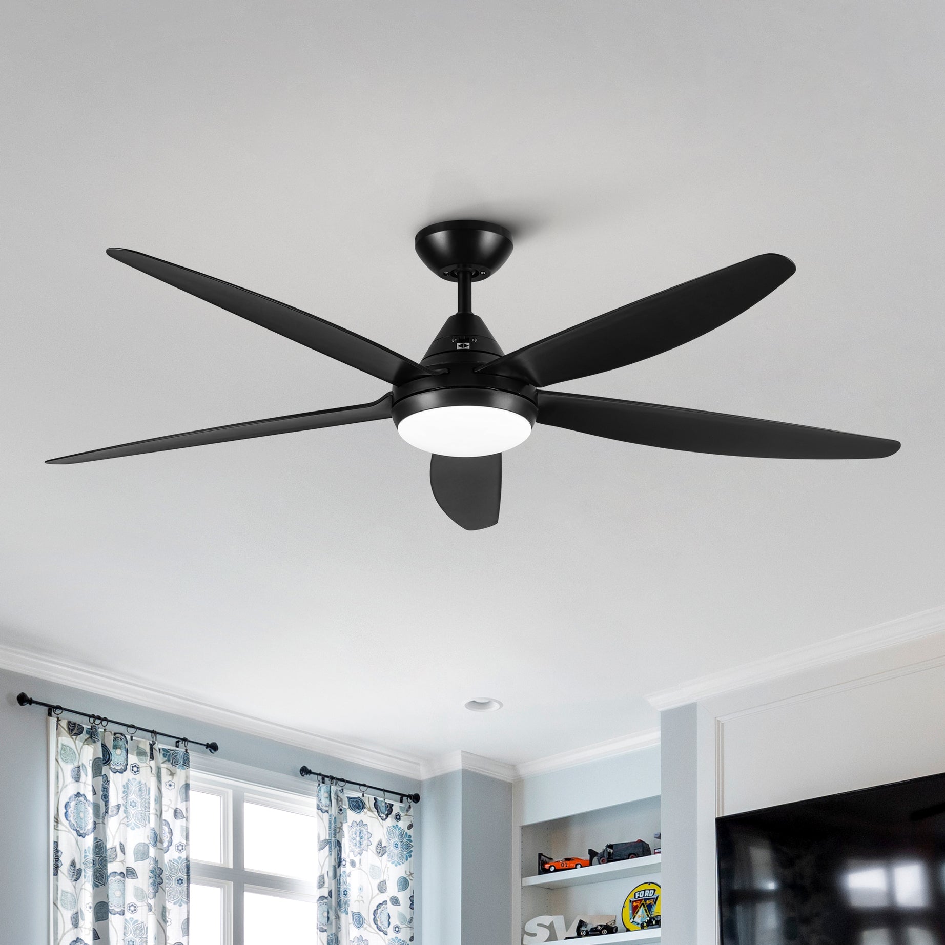 56 In Intergrated LED Ceiling Fan Lighting with Black ABS Blade--1