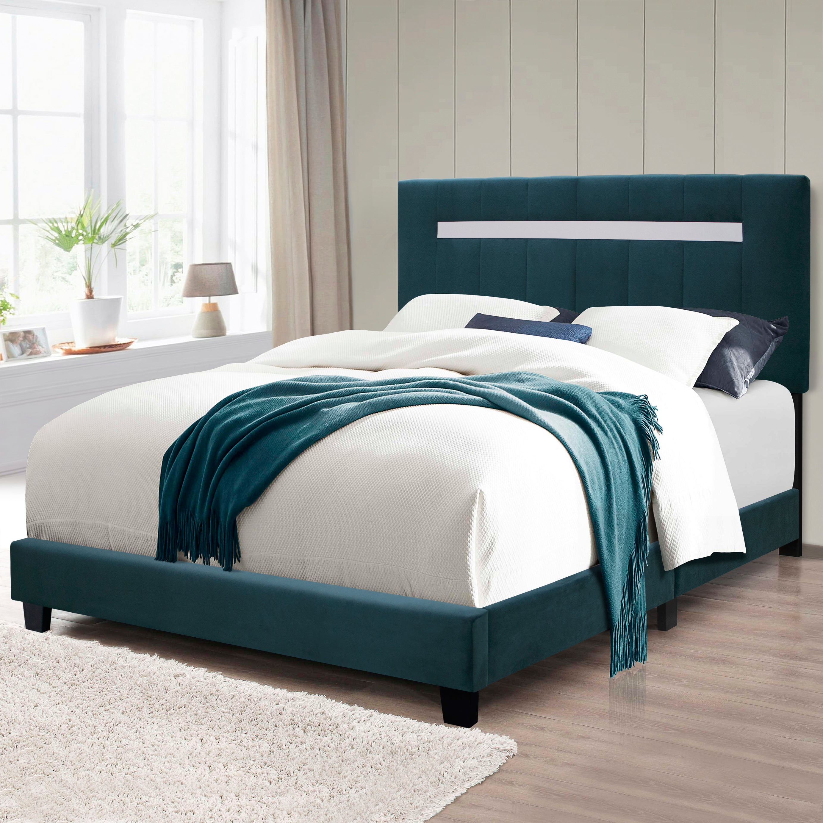 Green Adjustable Queen Size Upholstered Bed Frame Velvet Fabric Laminated Bed Frame--1