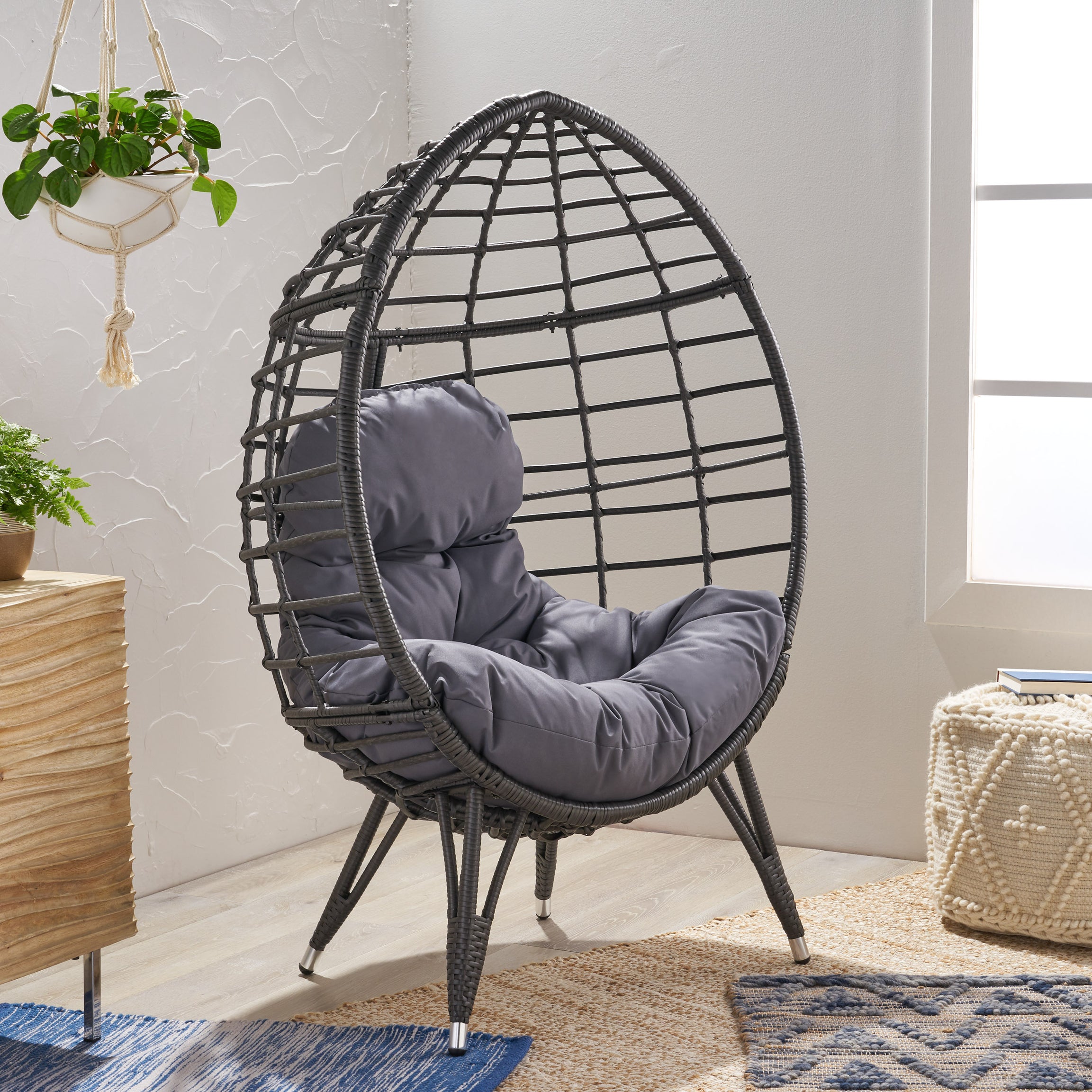 SANTINO TEARDROP CHAIR--1