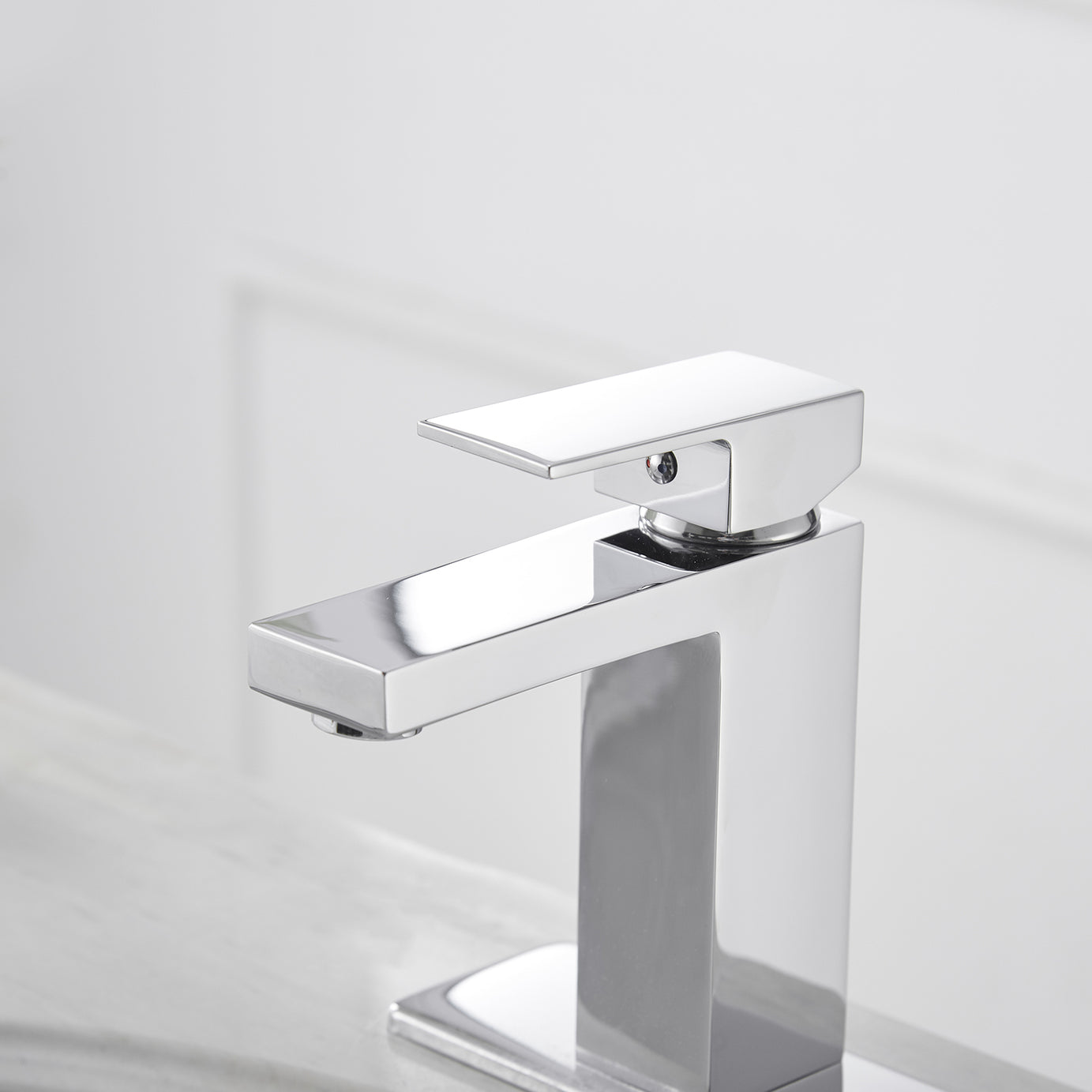 Polished Chrome Low-Arc Single-Handle Bathroom Sink Faucet with Drain--1