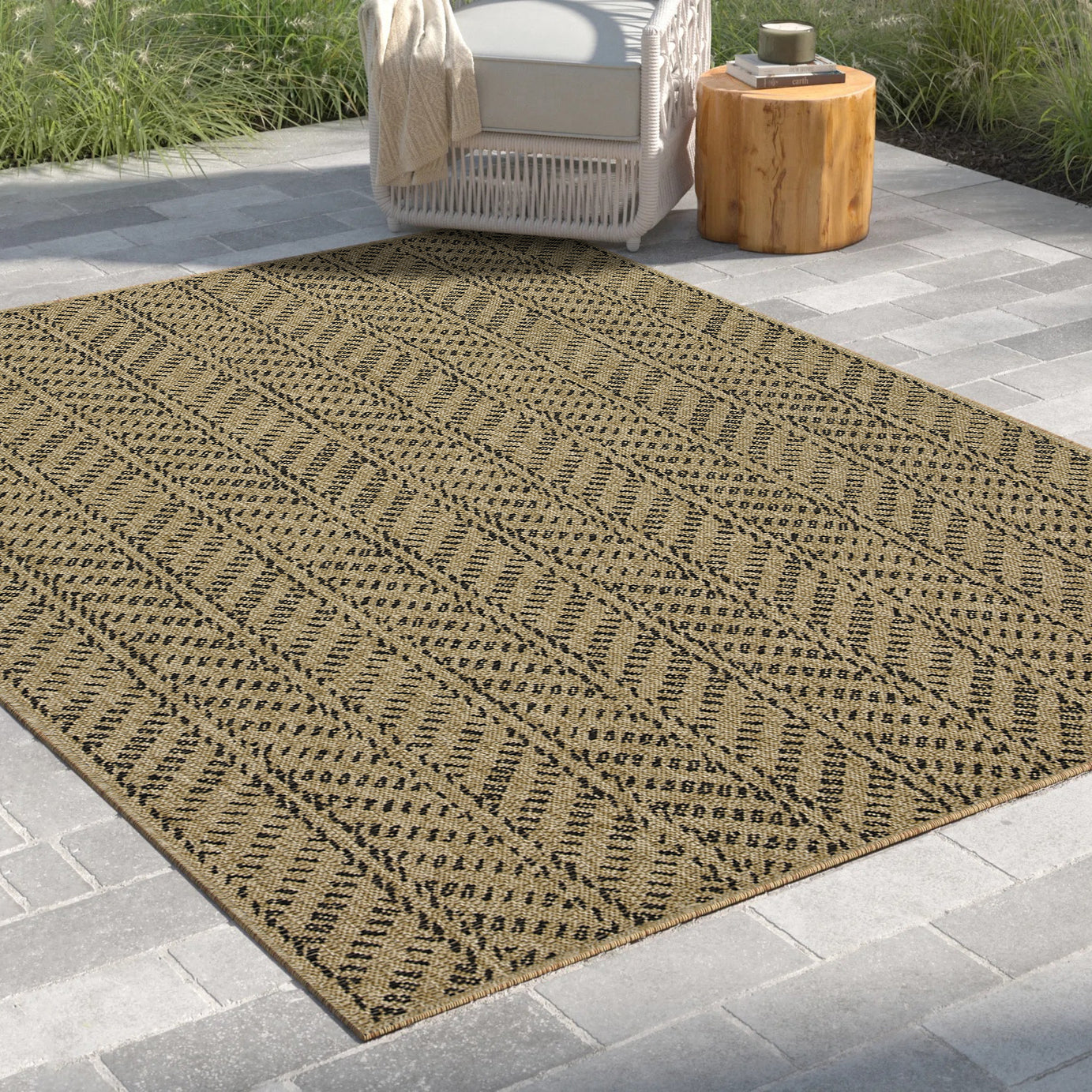 Earth GC_NTL1012 Jute/Black 7 ft. 10 in. x 10 ft. 3 in. Indoor/Outdoor Area Rug--1