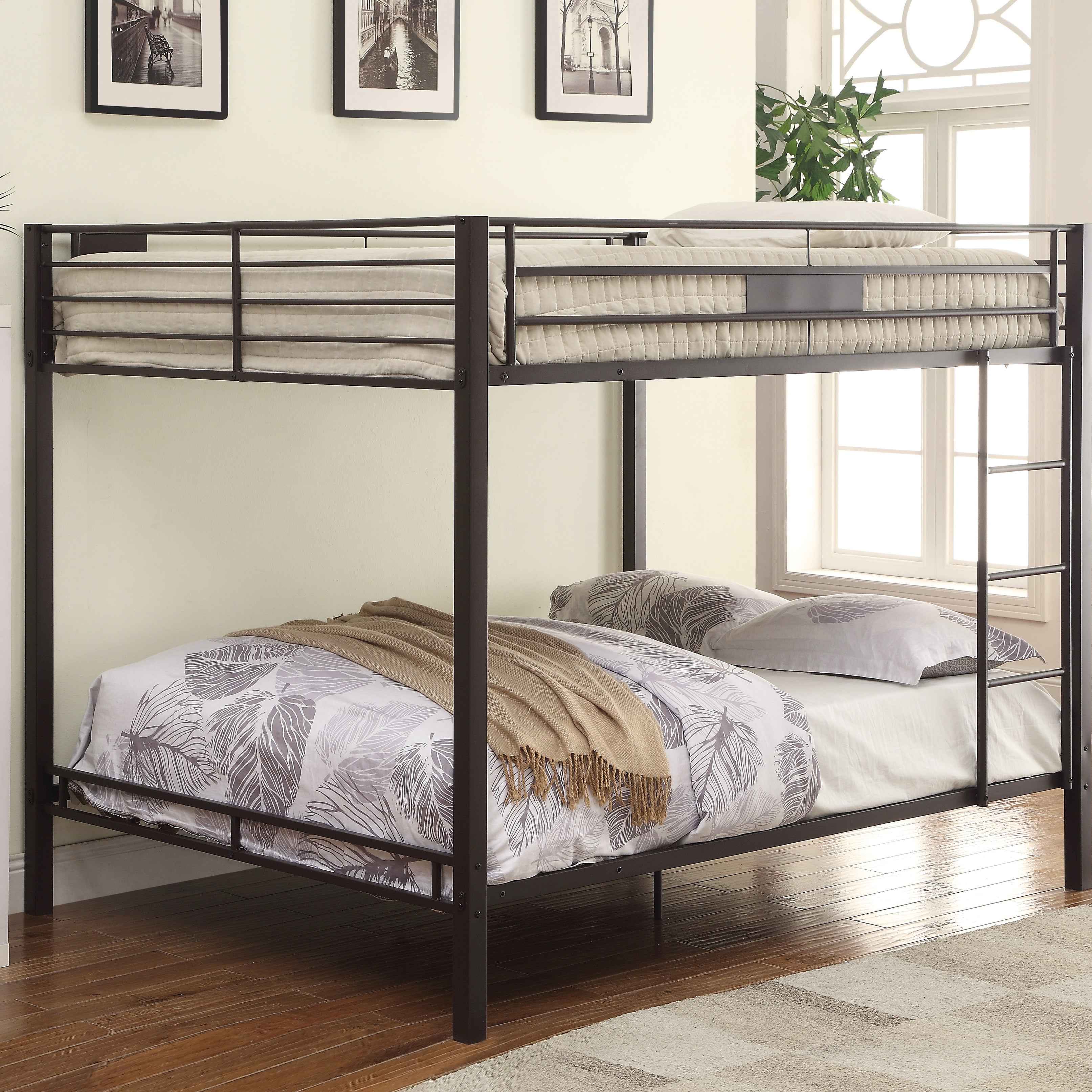 Sandy Black Double Queen Bunk Bed with Built-in Ladder--1