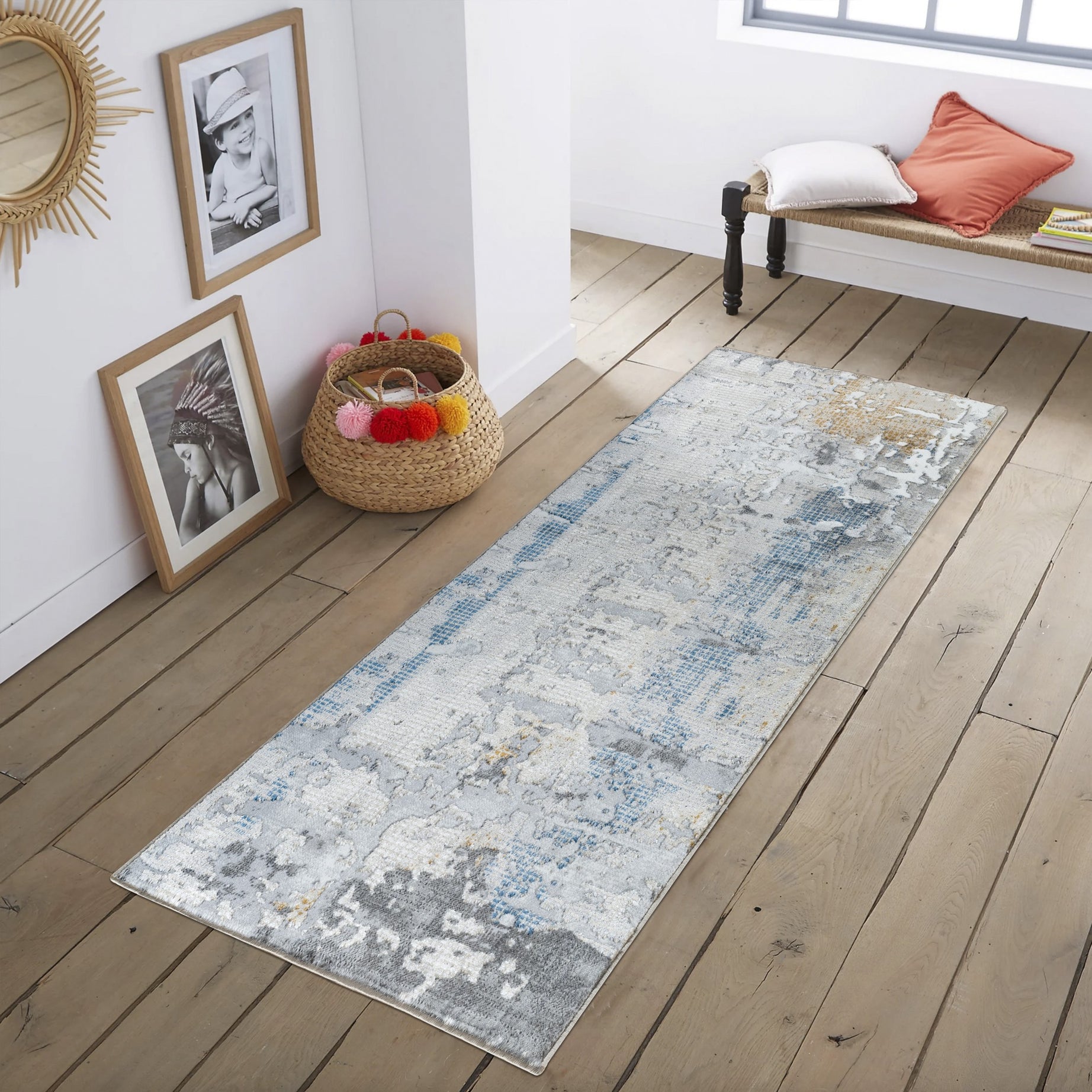 Textures GC_ART2001 Multi 2 ft. 7 in. x 7 ft. Area Rug--1